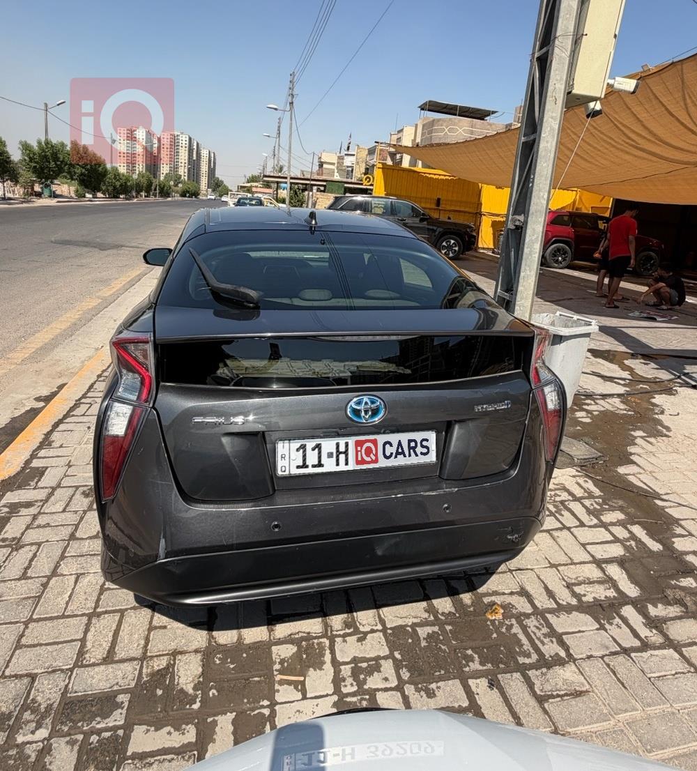تويوتا بريوس